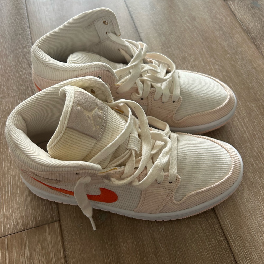 Women’s corduroy Air Jordans